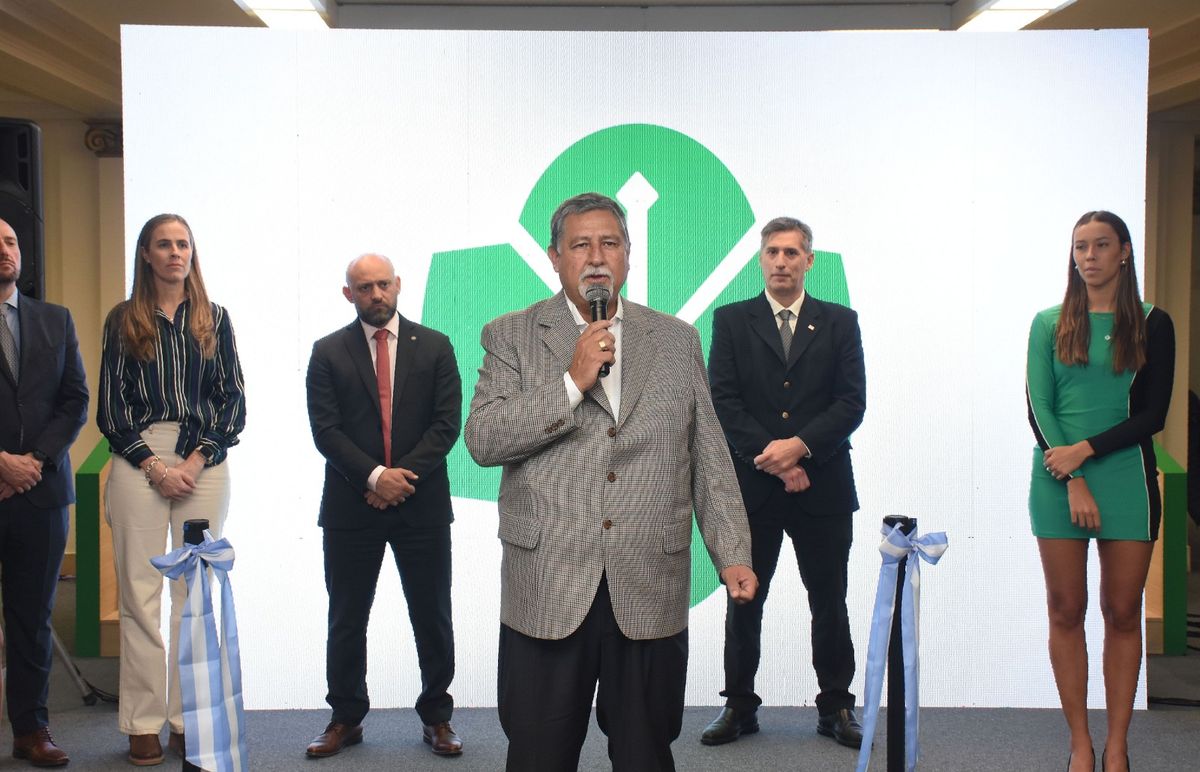 El Banco Santa Fe inauguró su innovador centro de negocios en Santa Fe.