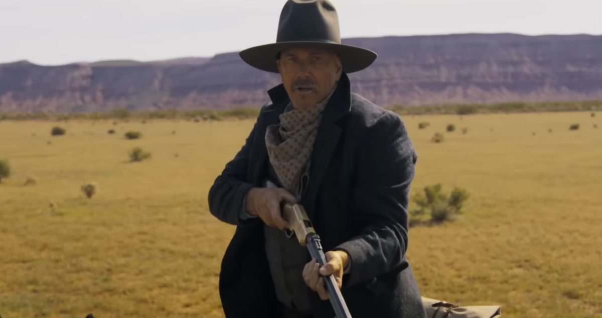 Horizon: An American Saga es una próxima película occidental épica estadounidense en dos partes coescrita, producida, dirigida y protagonizada por Kevin Costner. Horizon: An American Saga es una próxima película occidental épica estadounidense en dos partes coescrita, producida, dirigida y protagonizada por Kevin Costner. 