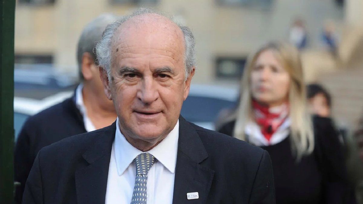 El senador sostuvo que el proyecto sobre capital fugado permitirá cobrar un impuesto a la evasión.