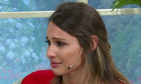 pampita confeso una anecdota de solteria: al separarme tuve que aprender a sacarme una selfie pampita confeso una anecdota de solteria: al separarme tuve que aprender a sacarme una selfie