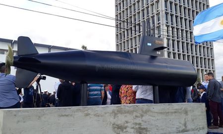 santa fe rendira homenaje a los 44 submarinistas, a dos anos del hundimiento