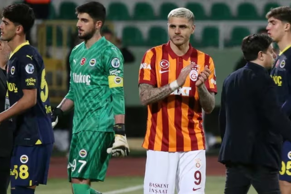 Escándalo tras un gol de Mauro Icardi: el equipo abandonó y Galatasaray salió campeón en Turquía.