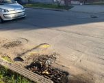 Vecinos de barrio Transporte denuncian que los reductores de velocidad están destruidos y aseguran que hay choques casi todos los días. Vecinos de barrio Transporte denuncian que los reductores de velocidad están destruidos y aseguran que hay choques casi todos los días.