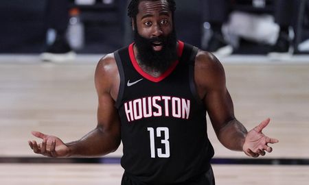 James Harden sigue de fiesta, no volvió a entrenar con Houston Rockets y podría irse a otro equipo de la NBA. James Harden sigue de fiesta, no volvió a entrenar con Houston Rockets y podría irse a otro equipo de la NBA.