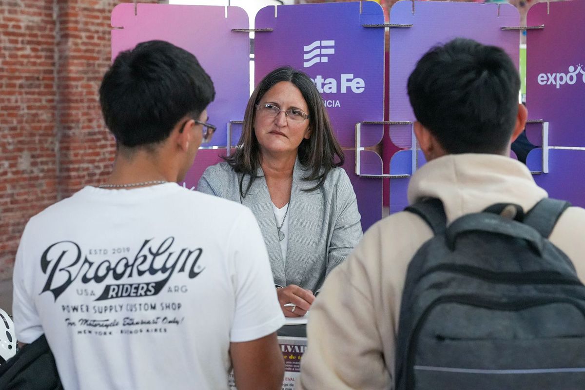 La segunda edición de Expo Empleo Santa Fe conectó a más de 5.000 personas con 140 empresas líderes. La segunda edición de Expo Empleo Santa Fe conectó a más de 5.000 personas con 140 empresas líderes.