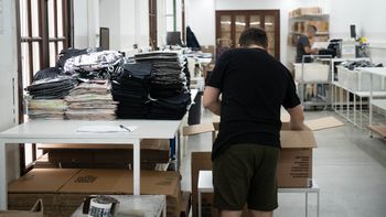 La industria textil argentina: entre los altos costos, la apertura de importaciones y la incertidumbre económica