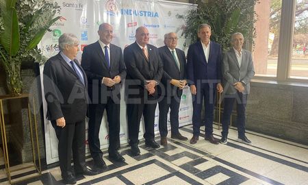 Este viernes 8 de septiembre se celebra el Día de la Industria y en ese marco, la Fisfe organizó un almuerzo del que participaron representantes del sector industrial, del gobierno provincial y el gobierno nacional. Este viernes 8 de septiembre se celebra el Día de la Industria y en ese marco, la Fisfe organizó un almuerzo del que participaron representantes del sector industrial, del gobierno provincial y el gobierno nacional.