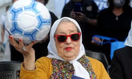 Hebe de Bonafini falleció durante las primeras horas del domingo. Hebe de Bonafini falleció durante las primeras horas del domingo.