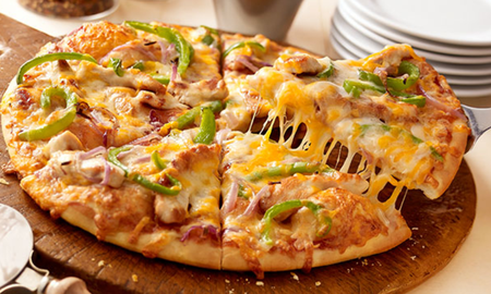 Cómo hacer la mejor pizza de pollo en casa: la receta fácil, rica y con pocos ingredientes Cómo hacer la mejor pizza de pollo en casa: la receta fácil, rica y con pocos ingredientes