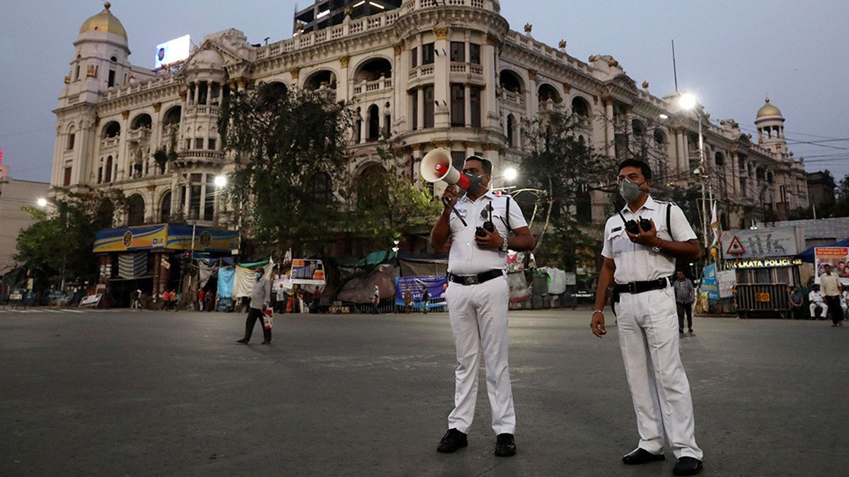 Una mujer apareció viva una semana después de su funeral