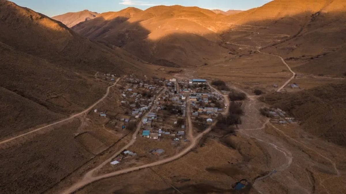 El Qhapaq Ñan conserva la memoria de los pueblos originarios que habitaron la región andina. El Qhapaq Ñan conserva la memoria de los pueblos originarios que habitaron la región andina.