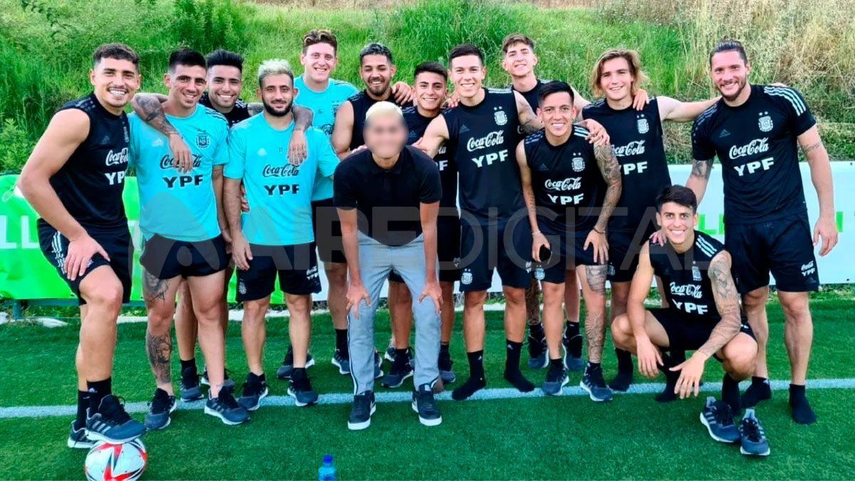 El joven denunciado por estafas estuvo con la selección sub 23 en Marbella