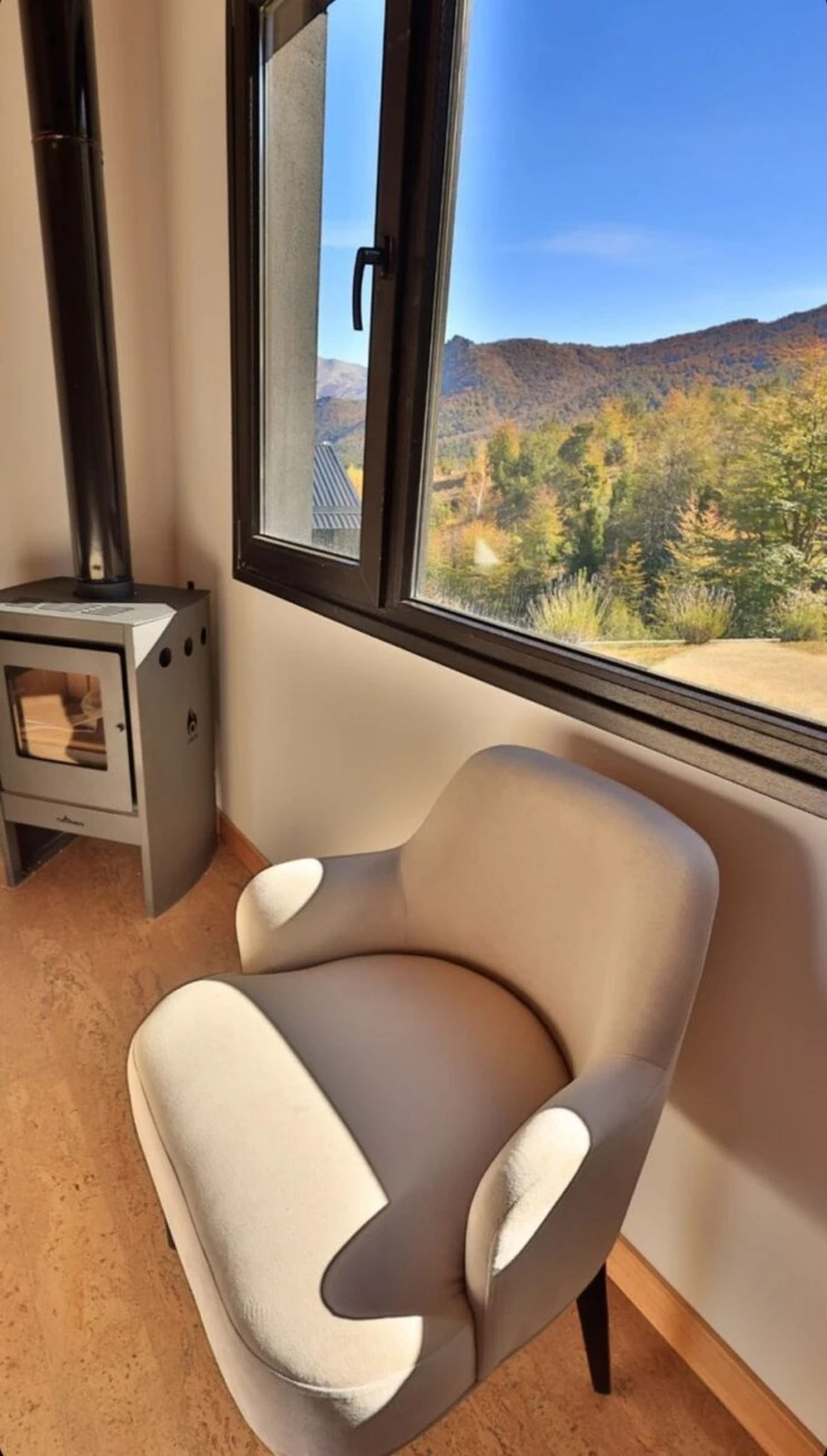 La soñada casa de Iván de Pineda en Bariloche.Fotos: gentileza @fontenla_ furniture. La soñada casa de Iván de Pineda en Bariloche.Fotos: gentileza @fontenla_ furniture.