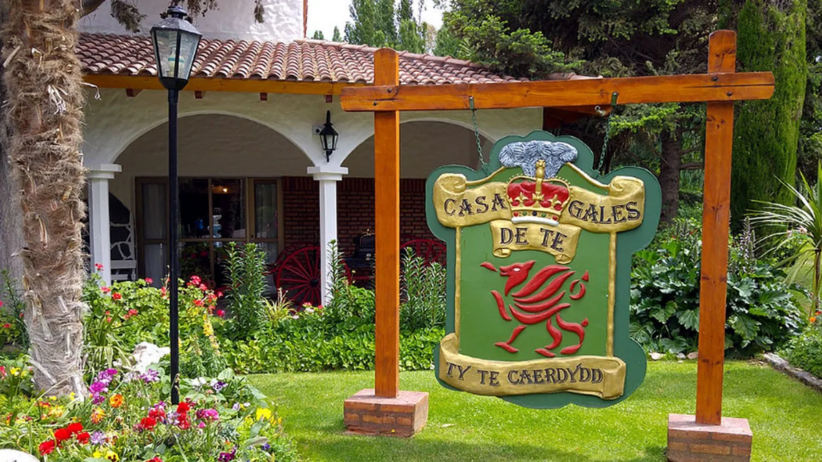 La arquitectura de Gaiman deja entrever su rica herencia galesa. La arquitectura de Gaiman deja entrever su rica herencia galesa.