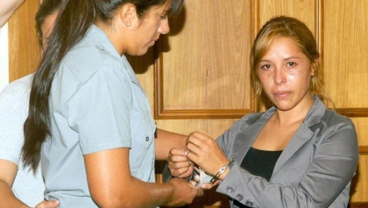 Un amante, un video porno y una traición: la historia de la mujer que mató a su amiga con una maza para machacar milanesas