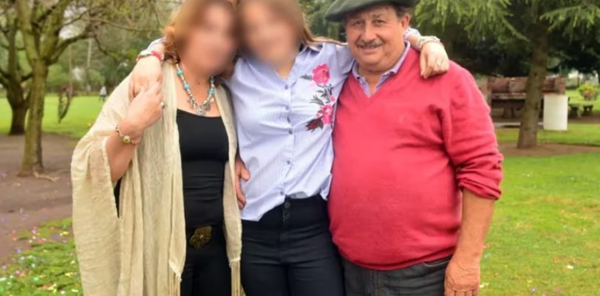El capataz de estancia asesinado, en una foto junto a su familia. El capataz de estancia asesinado, en una foto junto a su familia.