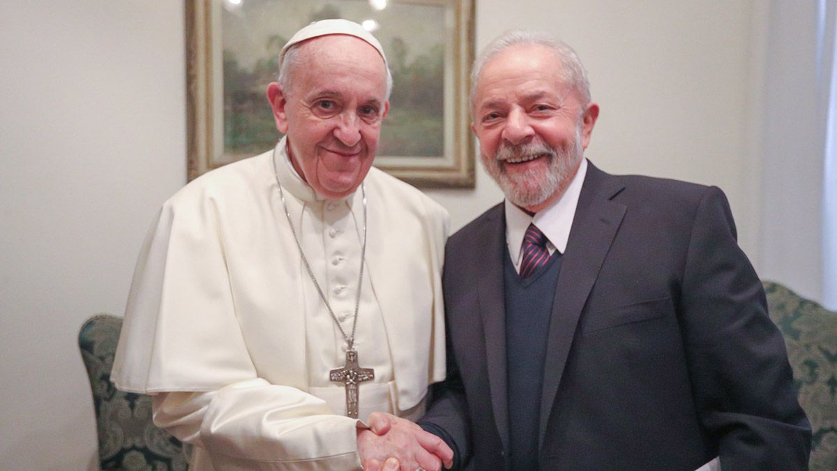El pont&iacute;fice y Lula se reunieron durante casi una hora en la residencia papal de Casa Santa Marta