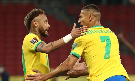 Brasil venció a Ecuador y se despegó como líder de las Eliminatorias Sudamericanas, sobre la Selección Argentina. Brasil venció a Ecuador y se despegó como líder de las Eliminatorias Sudamericanas, sobre la Selección Argentina.