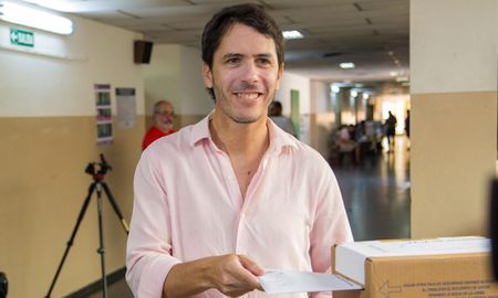 El diputado nacional de la UCR Martín Berhongaray derrotó por 13 puntos a su colega Martín Maquieyra, del PRO. El diputado nacional de la UCR Martín Berhongaray derrotó por 13 puntos a su colega Martín Maquieyra, del PRO.