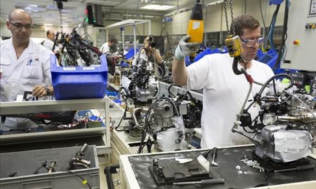 mercado laboral: mas despidos, suspensiones y rebajas salariales mercado laboral: mas despidos, suspensiones y rebajas salariales