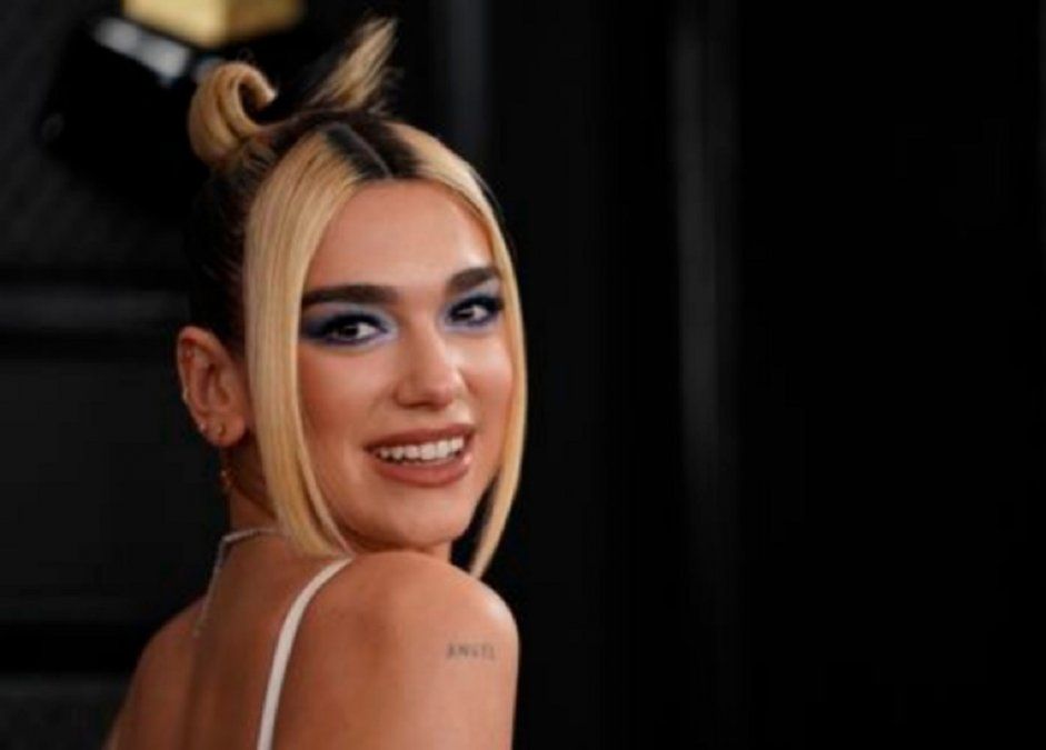 Dua Lipa debutará como actriz junto a Henry Cavill y Samuel L. Jackson.