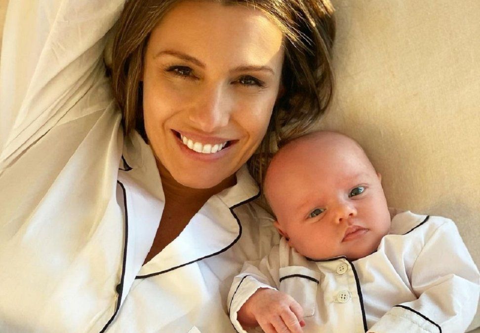 La conductora de Pampita Online compartió el método para evitar dormir con su pequeña hija