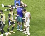 Mientras la Selección argentina celebraba la clasificación a la final del Mundial, el episodio quedó envuelto en incógnitas y alimentó todo tipo de especulaciones entre los usuarios en las redes sociales. Mientras la Selección argentina celebraba la clasificación a la final del Mundial, el episodio quedó envuelto en incógnitas y alimentó todo tipo de especulaciones entre los usuarios en las redes sociales.
