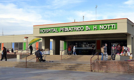Tragedia en Mendoza: una madre aplastó y mató a su bebé de dos meses mientras lo amamantaba Tragedia en Mendoza: una madre aplastó y mató a su bebé de dos meses mientras lo amamantaba