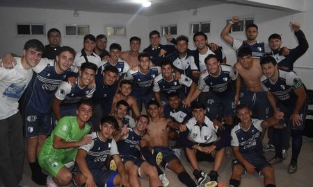 La Salle ganó y tiene puntaje perfecto. La Salle ganó y tiene puntaje perfecto.