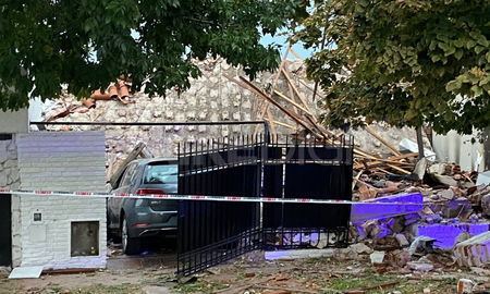 Tres personas resultaron heridas tras la explosión en barrio Mariano Comas. Tres personas resultaron heridas tras la explosión en barrio Mariano Comas.