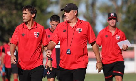 newells confirmo al nuevo dt tras la salida de sebastian mendez: el plantel trabajara bajo sus ordenes