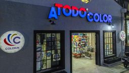 altText(A Todo Color: cómo preparar paredes y techos antes de pintar en casa y evitar problemas de humedad)}