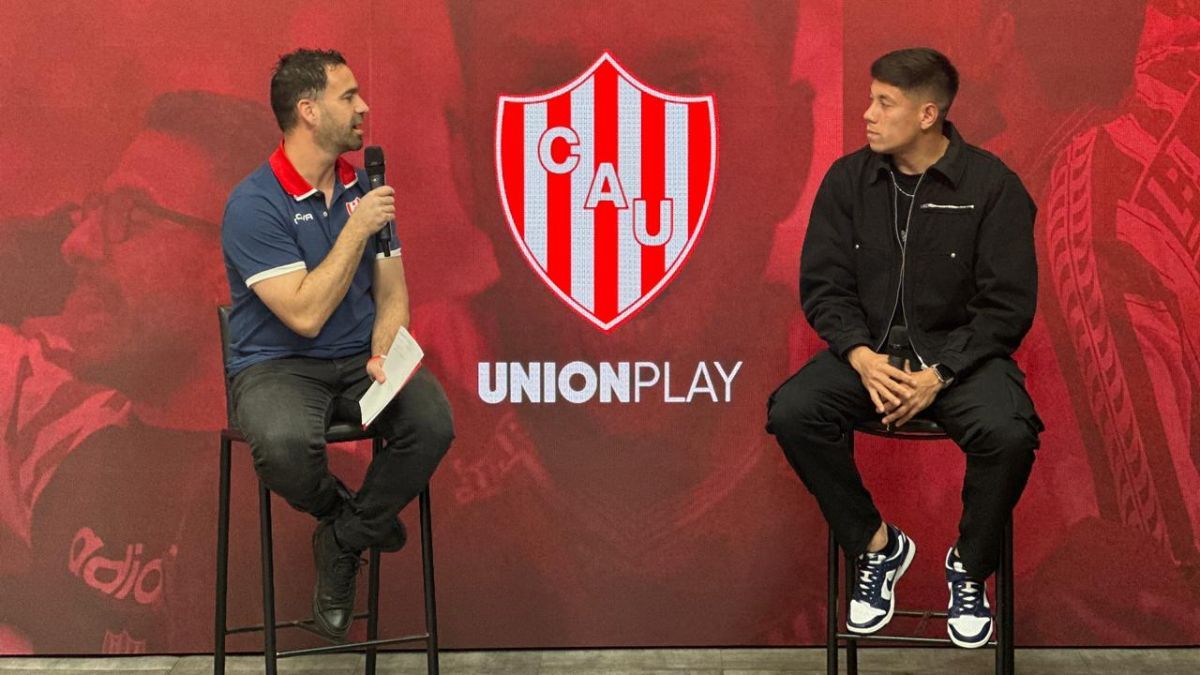 "Me atrae mucho la intensidad y el cambio de ritmo del fútbol argentino", dijo Fernando Díaz. "Me atrae mucho la intensidad y el cambio de ritmo del fútbol argentino", dijo Fernando Díaz.