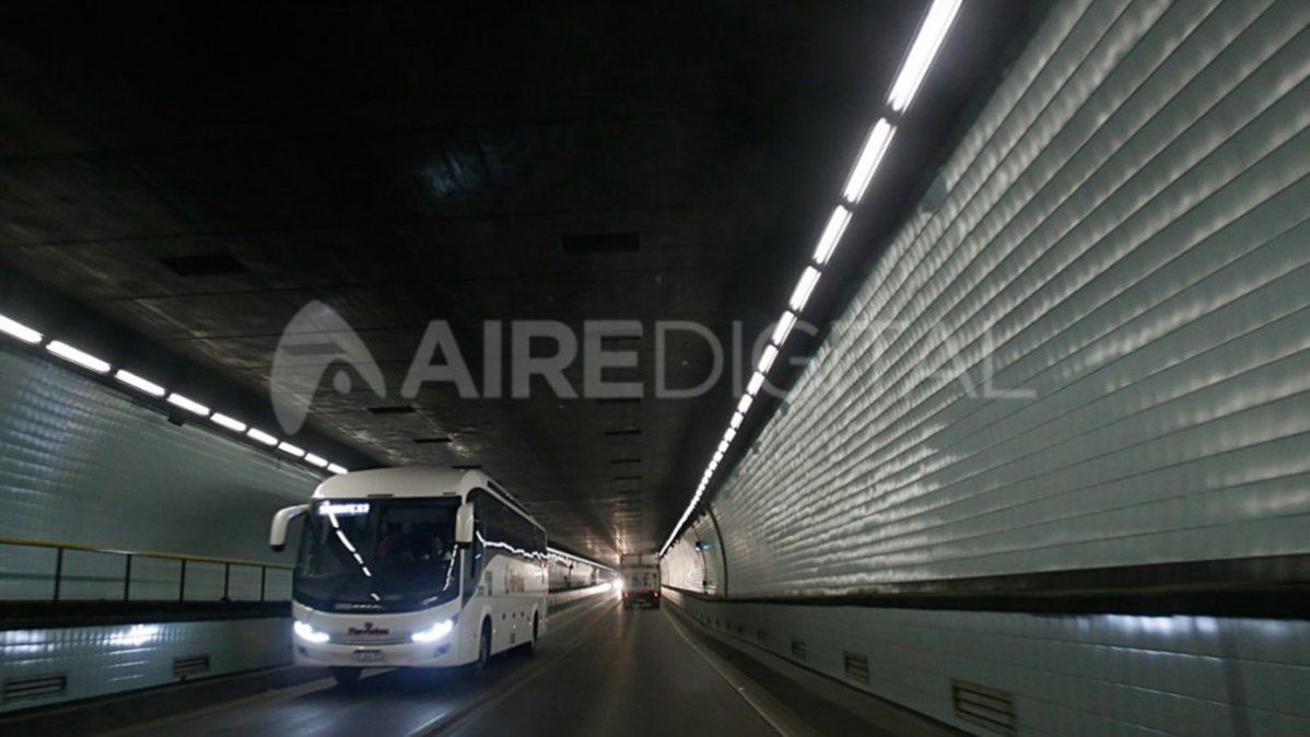 Docentes y estudiantes universitarios cortarán el Túnel Subfluvial de manera intermitente este miércoles.