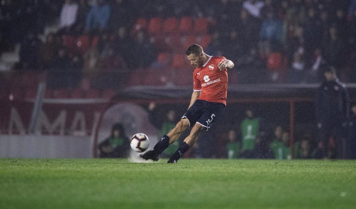 Nicolás Domingo deja Independiente para sumarse a Olimpia de Paraguay