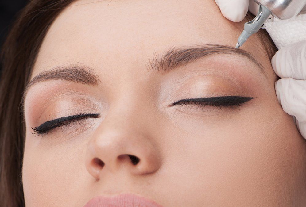 ¿En qué consiste el Microblading, el tratamiento para tener cejas perfectas?