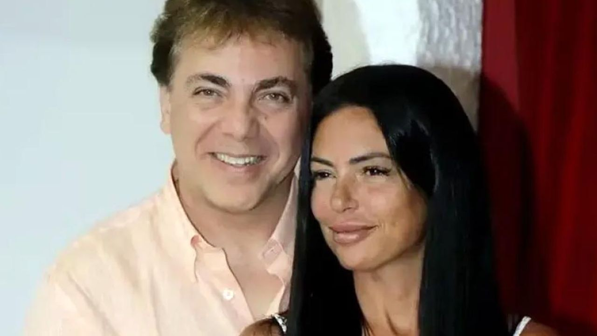 Cristian Castro con la cordobesa Mariela Sánchez. Cristian Castro con la cordobesa Mariela Sánchez.