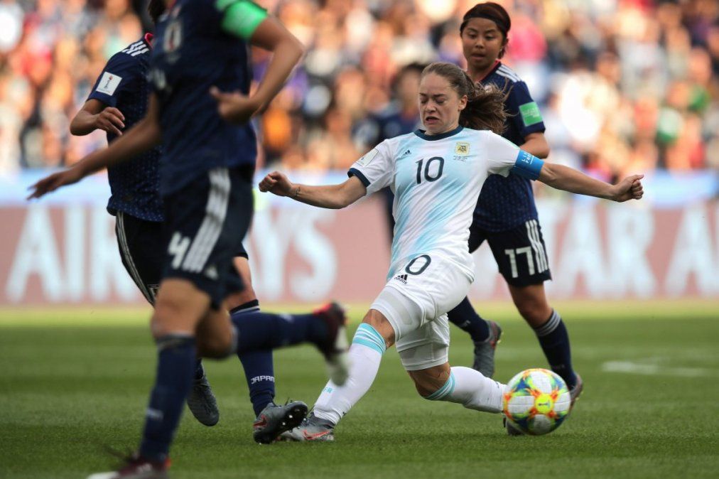 Argentina empató ante Japón y consiguió su primer punto en un Mundial femenino