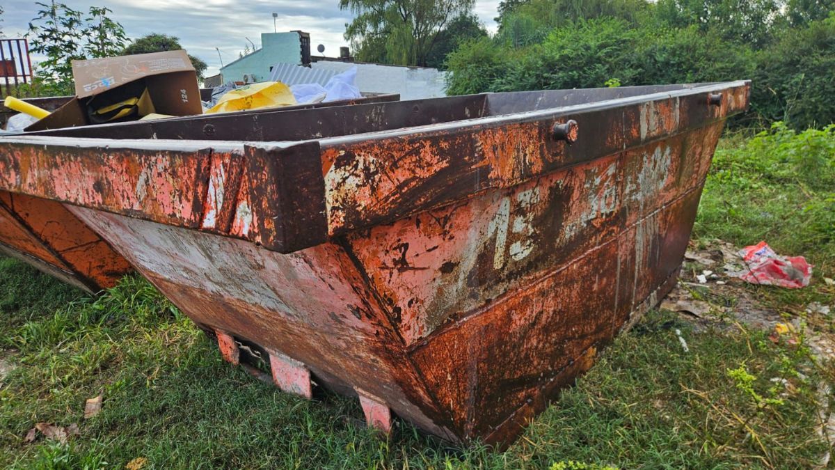 El volquete que había sido sustraído fue reconocido como propio por una mujer de 45 años. El volquete que había sido sustraído fue reconocido como propio por una mujer de 45 años.