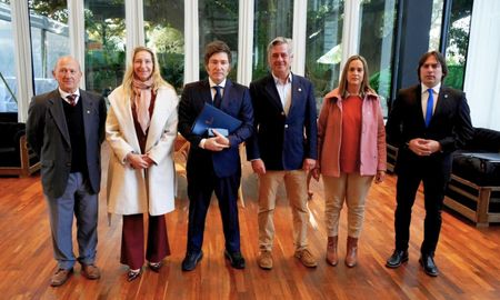 milei prometio a la mesa de enlace avanzar con una baja definitiva de las retenciones milei prometio a la mesa de enlace avanzar con una baja definitiva de las retenciones