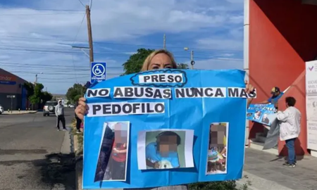 Chubut: padres denuncian que un profesor de música abusó de 14 nenes en un jardín Chubut: padres denuncian que un profesor de música abusó de 14 nenes en un jardín