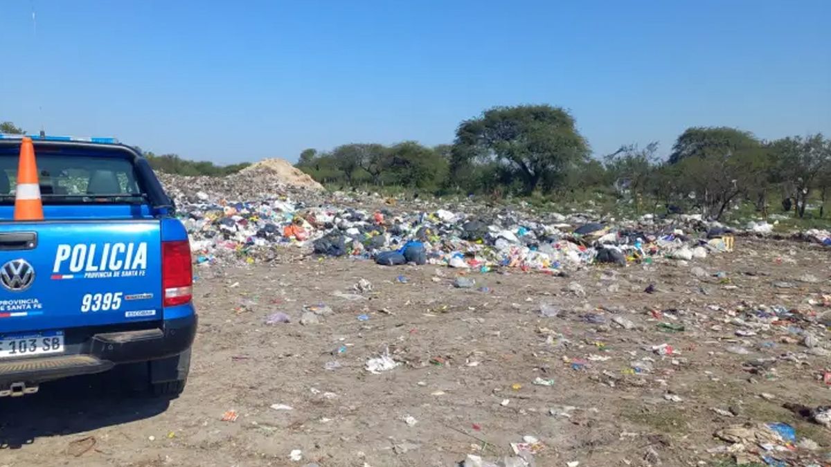 El basural de Villa Ocampo está ubicado en la intersección de la Ruta Provincial 32 y calle Estanislao López.