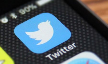 El reto viral de Twitter que consiste en ser capaz de hacer humor dibujando solo unas líneas. El reto viral de Twitter que consiste en ser capaz de hacer humor dibujando solo unas líneas.