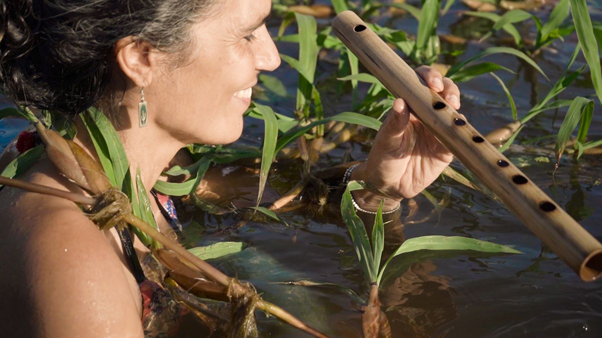 Los instrumentos que sonarán esa tarde fueron fabricados en el marco del taller de construcción de pífanos que tuvo lugar en Sapukay con coordinación de Savino Pozzo. Los instrumentos que sonarán esa tarde fueron fabricados en el marco del taller de construcción de pífanos que tuvo lugar en Sapukay con coordinación de Savino Pozzo.
