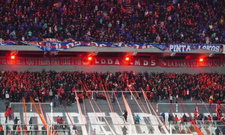 Gran operativo en Lanús para el regreso de la U de Chile a Argentina con una fuerte advertencia para los hinchas Gran operativo en Lanús para el regreso de la U de Chile a Argentina con una fuerte advertencia para los hinchas