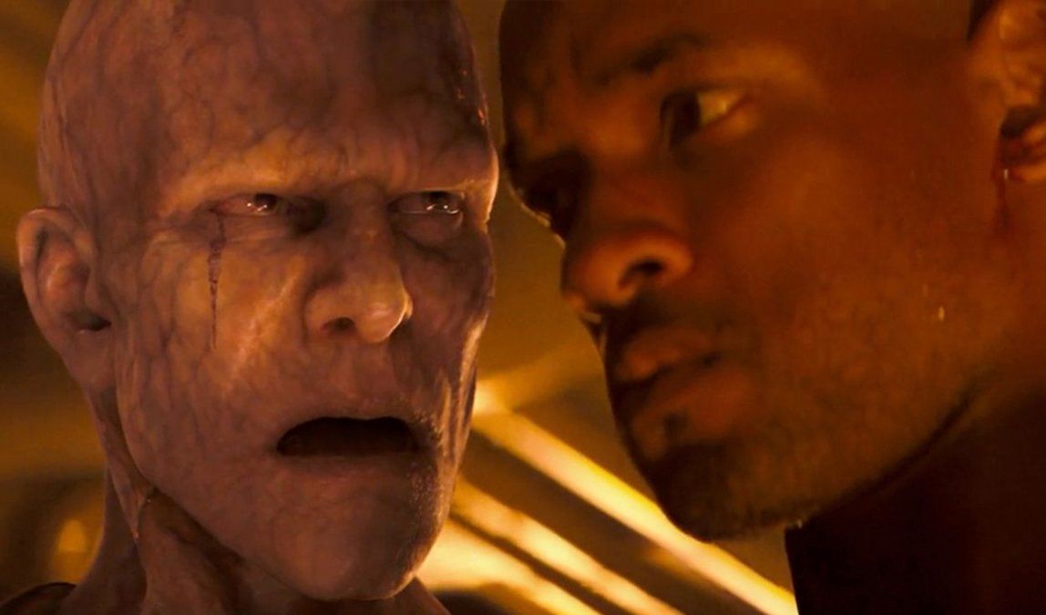 Soy leyenda es una de las muchas películas de Will Smith que ganó bastante popularidad a nivel mundial y se debe, a que una de las características innovadoras del film es que los zombies evolucionan y poseen inteligencia.