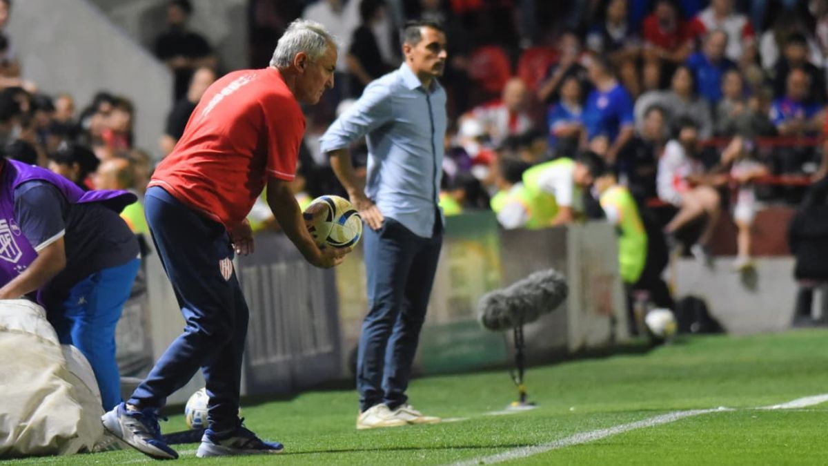 Leonardo Madelón comenzó la conferencia tranquilo y la finalizó con efusividad.