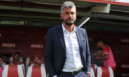 Gustavo Munúa habló después del triunfo de Unión ante Atlético Tucumán y demostró sus ganas por lograr la clasificación a la Copa Sudamericana 2022. Gustavo Munúa habló después del triunfo de Unión ante Atlético Tucumán y demostró sus ganas por lograr la clasificación a la Copa Sudamericana 2022.