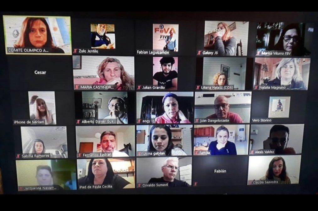 La Federaci&oacute;n de Voley Argentina se reuni&oacute; con las jugadoras para tratar los temas de reclamo que se hicieron eco en el parte lanzado en los &uacute;ltimos d&iacute;as.