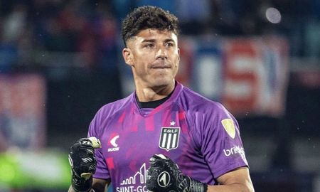 Matías Mansilla llegó a Santa Fe para summarse a la pretemporada de Unión Matías Mansilla llegó a Santa Fe para summarse a la pretemporada de Unión